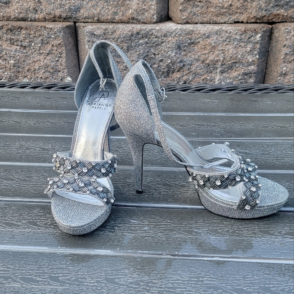 Black/Gray Rhinestone  5 inch Adrianna Papell Rhinestone  High Heels Size  9.5